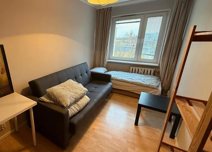 Asti Self Check-in Free Parking *