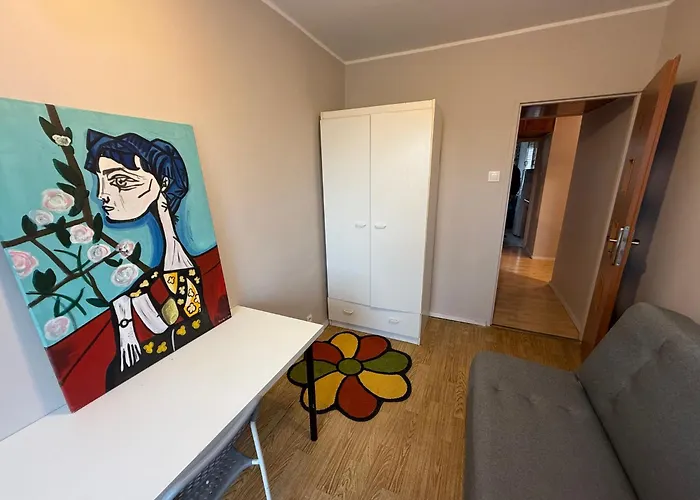 Asti Self Check-in Free Parking 招待所 *